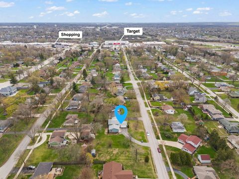 Tiny photo for 6065 Chase Avenue, Downers Grove, IL 60516 (MLS # 12619317)