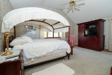 Tiny photo for 200 Navajo Trail, Buffalo Grove, IL 60089 (MLS # 12660016)