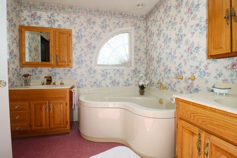 Tiny photo for 200 Navajo Trail, Buffalo Grove, IL 60089 (MLS # 12660016)