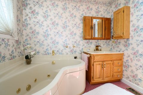 Tiny photo for 200 Navajo Trail, Buffalo Grove, IL 60089 (MLS # 12660016)
