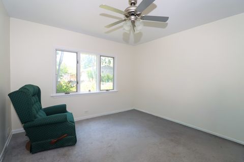 Tiny photo for 200 Navajo Trail, Buffalo Grove, IL 60089 (MLS # 12660016)