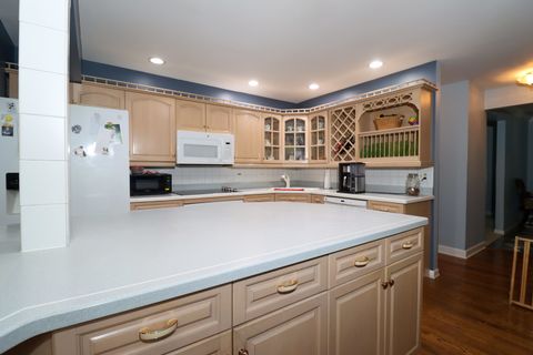 Tiny photo for 200 Navajo Trail, Buffalo Grove, IL 60089 (MLS # 12660016)