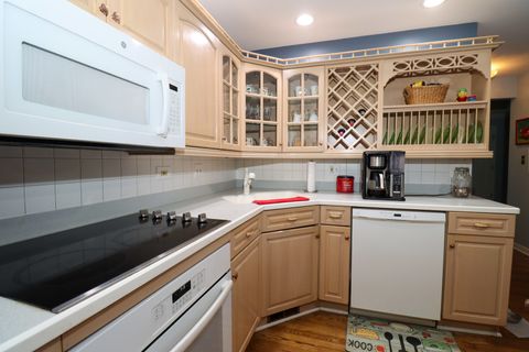 Tiny photo for 200 Navajo Trail, Buffalo Grove, IL 60089 (MLS # 12660016)