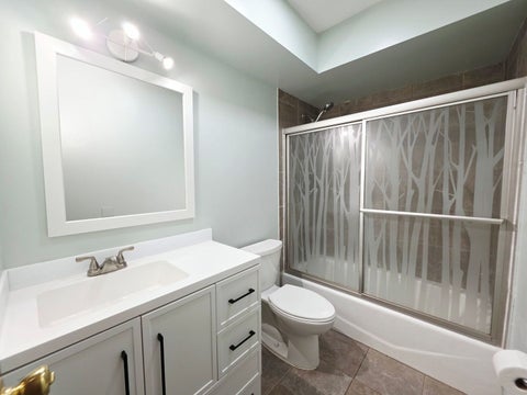 Tiny photo for 1907 W Golf Road #1B, Mount Prospect, IL 60056 (MLS # 12674817)