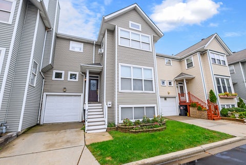 Photo of 4234 N Kolmar Avenue #D, Chicago, IL 60641 (MLS # 12777169)