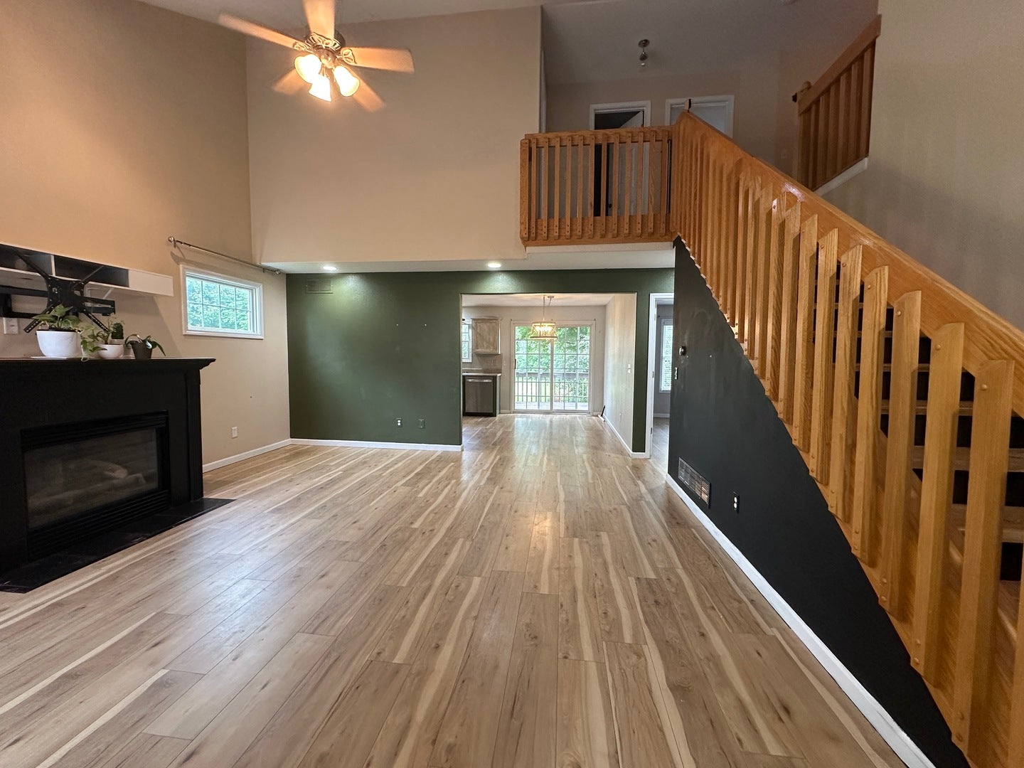 109 Labrador Lane