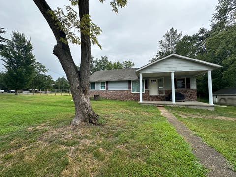 Tiny photo for 1130 W Webster Street, Benton, IL 62812 (MLS # 12720811)