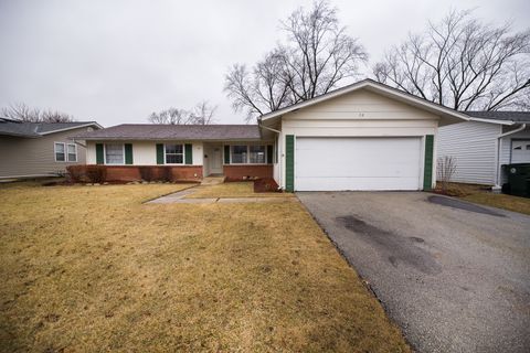 72 Braemar Drive Elk Grove Village IL 60007