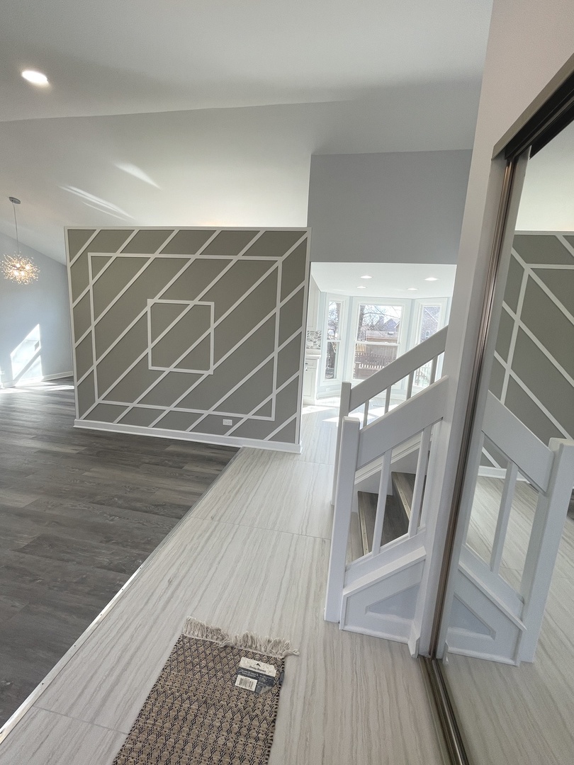 27W125 CHESTNUT Lane