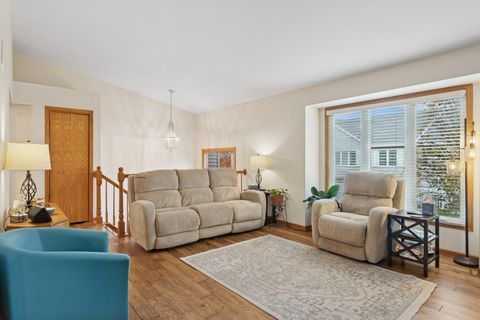 Tiny photo for 11149 Saratoga Drive, Orland Park, IL 60467 (MLS # 12517375)