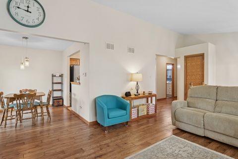 Tiny photo for 11149 Saratoga Drive, Orland Park, IL 60467 (MLS # 12517375)