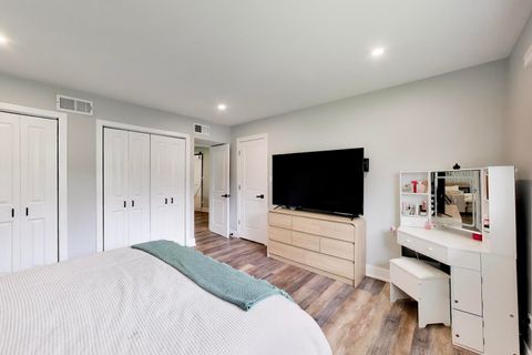 Tiny photo for 10 Rugby Road, Lake Zurich, IL 60047 (MLS # 12709607)