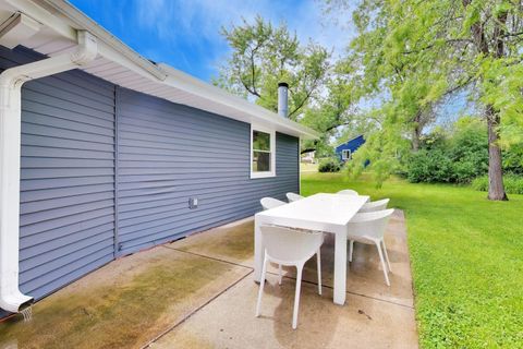 Tiny photo for 10 Rugby Road, Lake Zurich, IL 60047 (MLS # 12709607)