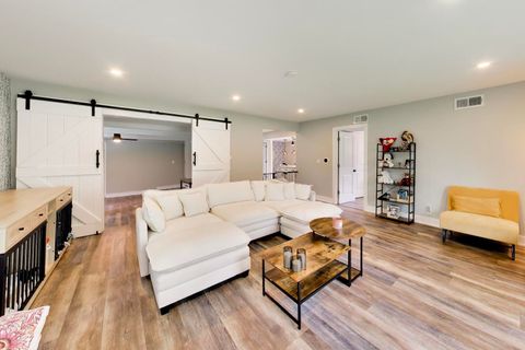 Tiny photo for 10 Rugby Road, Lake Zurich, IL 60047 (MLS # 12709607)