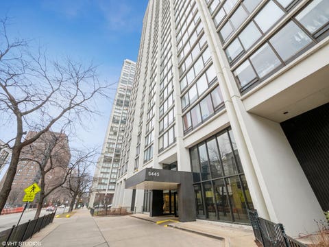 Photo of 5445 N Sheridan Road #808, Chicago, IL 60640 (MLS # 12700709)