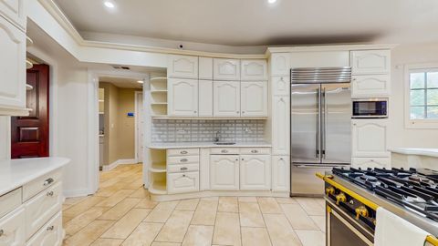 Tiny photo for 570 Hathaway Circle, Lake Forest, IL 60045 (MLS # 12407037)