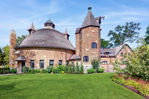 Tiny photo for 570 Hathaway Circle, Lake Forest, IL 60045 (MLS # 12407037)