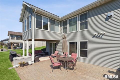 Tiny photo for 1301 W 62ND Court, Davenport, IA 52806 (MLS # QC4267017)