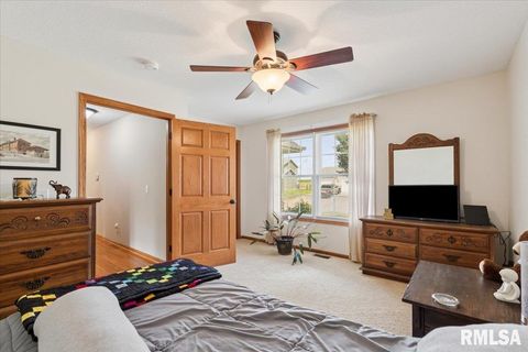 Tiny photo for 1301 W 62ND Court, Davenport, IA 52806 (MLS # QC4267017)