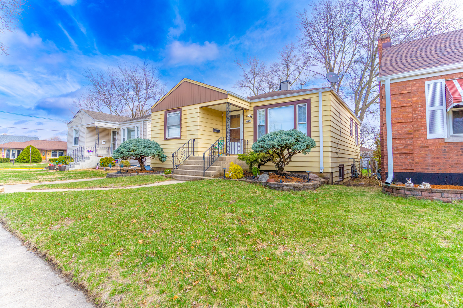 4405 Grove Avenue