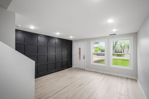 Tiny photo for 15418 Minerva Avenue, Dolton, IL 60419 (MLS # 12670184)