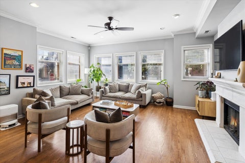 Tiny photo for 1400 W BYRON Street #2E, Chicago, IL 60613 (MLS # 12765149)