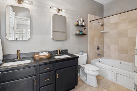 Tiny photo for 1400 W BYRON Street #2E, Chicago, IL 60613 (MLS # 12765149)