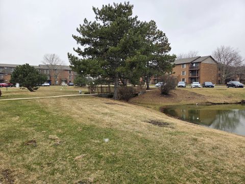 Tiny photo for 649 N Briar Hill Lane #3, Addison, IL 60101 (MLS # 12593863)