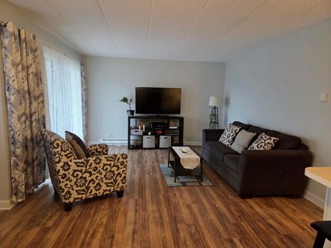 Tiny photo for 649 N Briar Hill Lane #3, Addison, IL 60101 (MLS # 12593863)