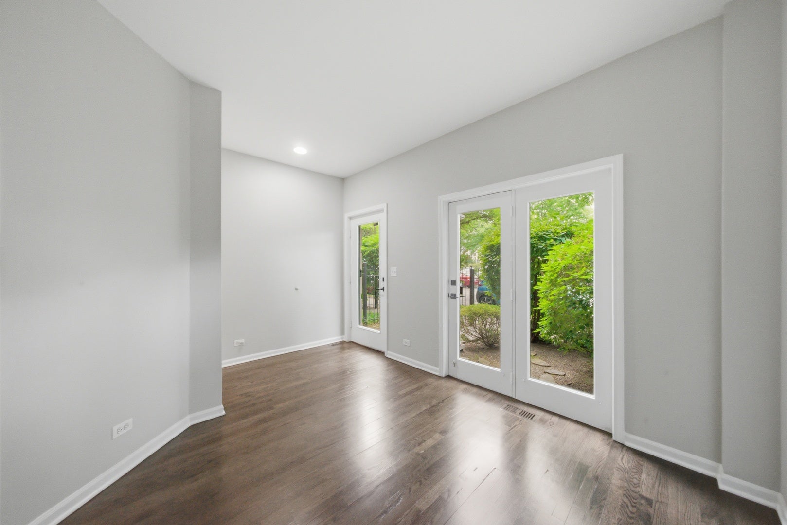 1225 N Sedgwick Street 1225