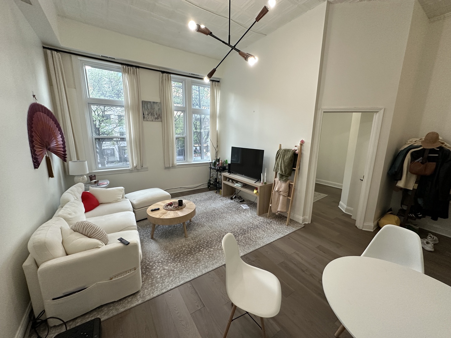 441 N La Salle Drive 2