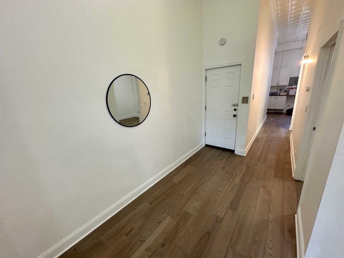 441 N La Salle Drive 2