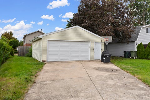 Tiny photo for 17216 67th Court, Tinley Park, IL 60477 (MLS # 12764002)