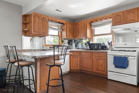 Tiny photo for 17216 67th Court, Tinley Park, IL 60477 (MLS # 12764002)