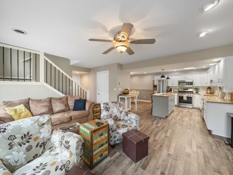 Tiny photo for 3 Oak Ridge Drive, Newark, IL 60541 (MLS # 12501396)