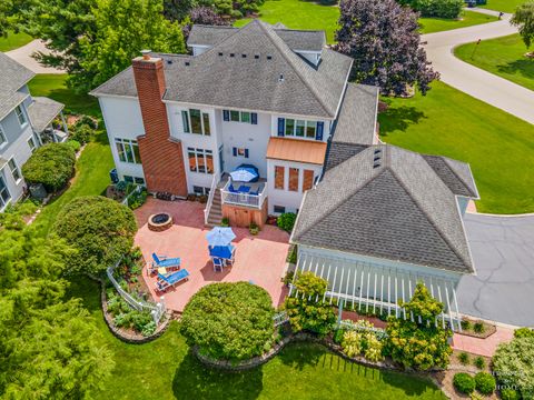 Tiny photo for 1 Calais Court, Oakwood Hills, IL 60013 (MLS # 12446022)