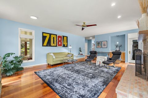 Tiny photo for 1 Calais Court, Oakwood Hills, IL 60013 (MLS # 12446022)