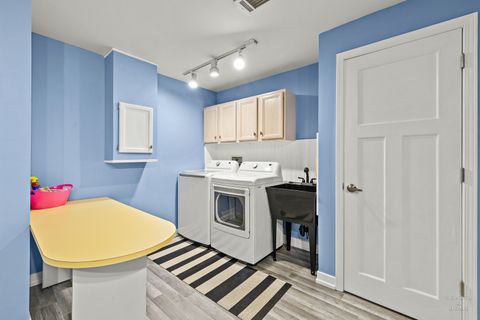 Tiny photo for 1 Calais Court, Oakwood Hills, IL 60013 (MLS # 12446022)