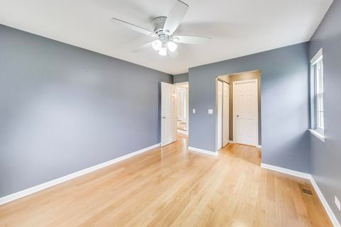 Tiny photo for 640 Wilbur Court, Gurnee, IL 60031 (MLS # 12491848)