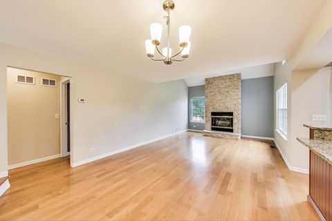 Tiny photo for 640 Wilbur Court, Gurnee, IL 60031 (MLS # 12491848)