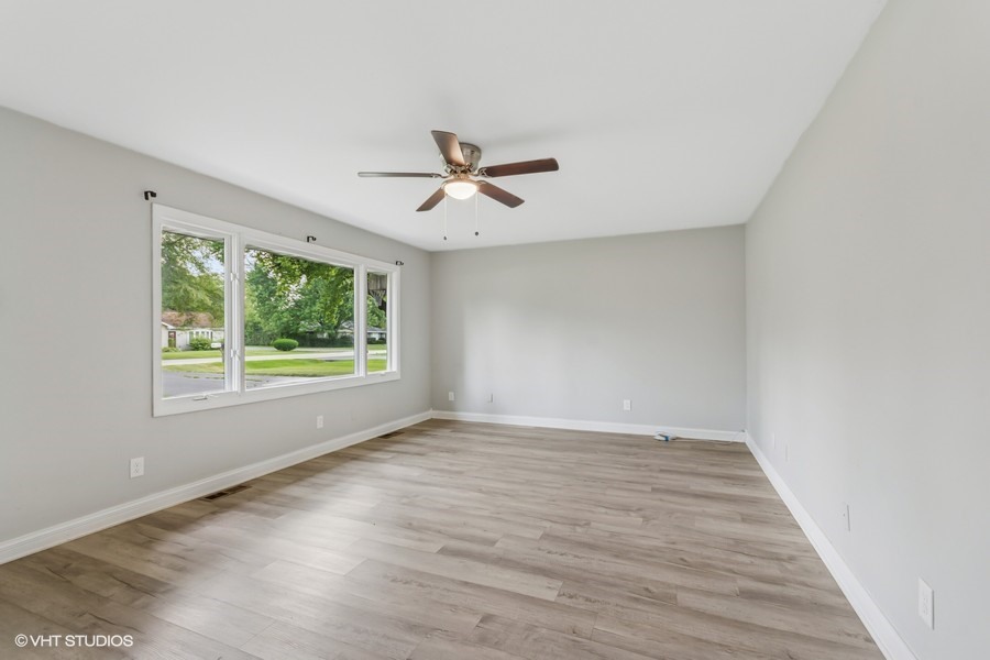 23314 W Leach Drive