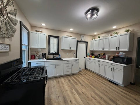 Tiny photo for 607 5th Street, Mendota, IL 61342 (MLS # 12743049)