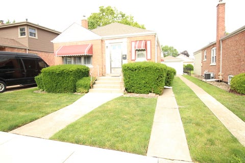 Tiny photo for 5615 S Nordica Avenue, Chicago, IL 60638 (MLS # 12687667)