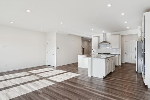 Tiny photo for 2206 Weatherbee Lane, Naperville, IL 60563 (MLS # 12484194)