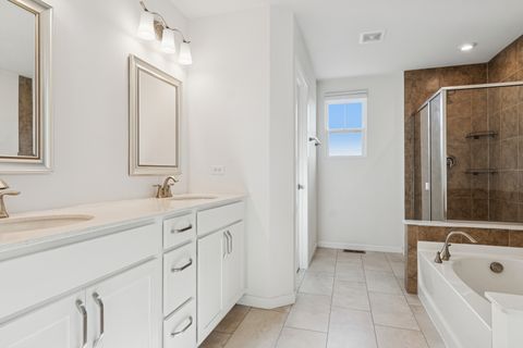 Tiny photo for 2206 Weatherbee Lane, Naperville, IL 60563 (MLS # 12484194)