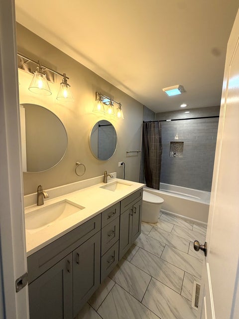 Tiny photo for Palos Hills, IL 60465 (MLS # 12777467)
