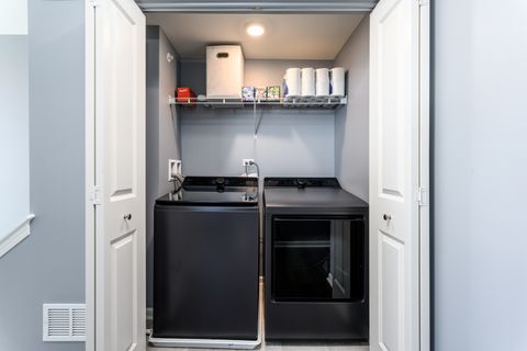 Tiny photo for 1210 Lakepointe Drive, Schaumburg, IL 60173 (MLS # 12618149)