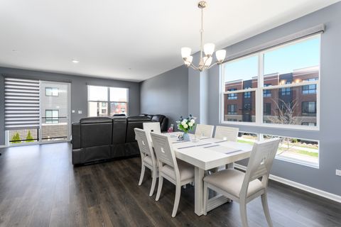 Tiny photo for 1210 Lakepointe Drive, Schaumburg, IL 60173 (MLS # 12618149)