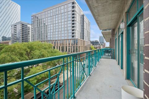 Tiny photo for 910 W Madison Street #408, Chicago, IL 60607 (MLS # 12513288)