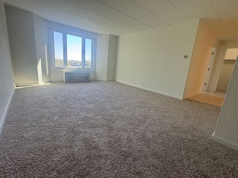 Tiny photo for 1 Renaissance Place #615, Palatine, IL 60067 (MLS # 12500878)